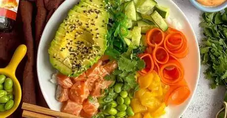 Recept na jednoduchý domáci poke bowl 