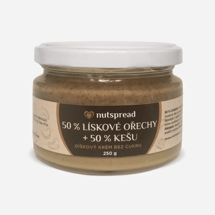 Dvojfarebné maslo lieskové a kešu orechy